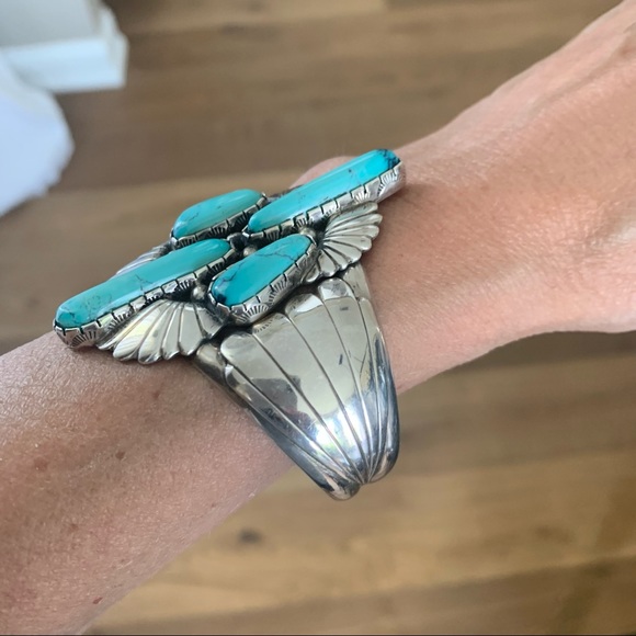 Navajo Turquoise and Sterling Wide Cuff Bracelet - Picture 13 of 16